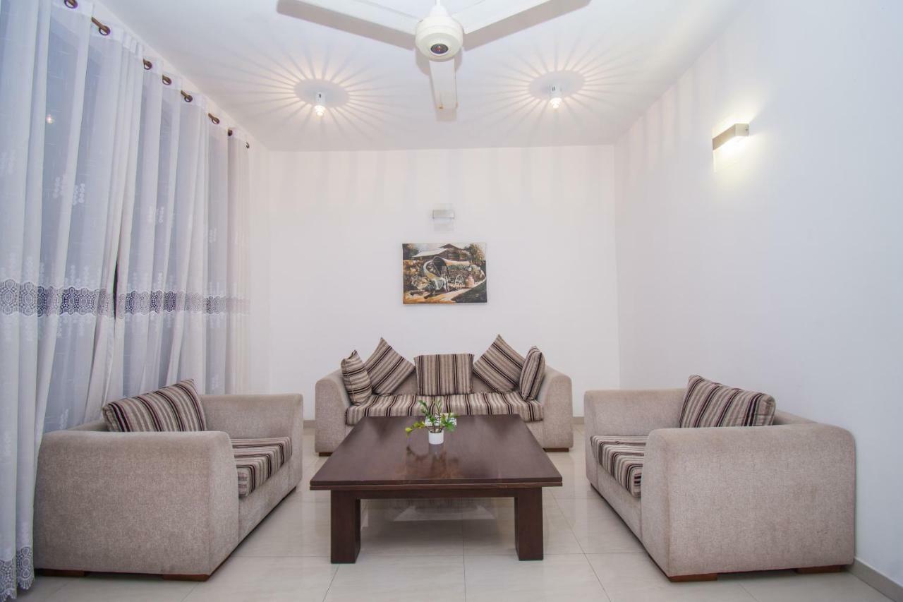 Villa Upper Dickson Галле Экстерьер фото