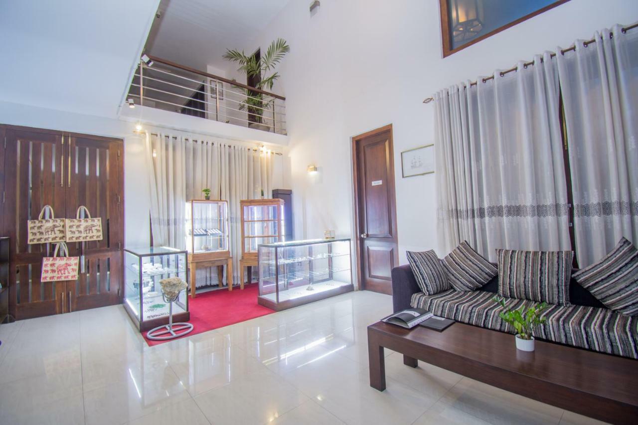Villa Upper Dickson Галле Экстерьер фото
